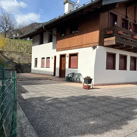Apartment La Casa Di Paolo 2 Calalzo di Cadore